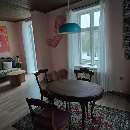 Cozy View Apartment